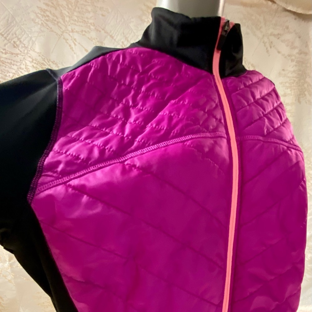 💞Quilted Workout 🏋️‍♀️ Jacket 🧥💞 - Picture 3 of 12